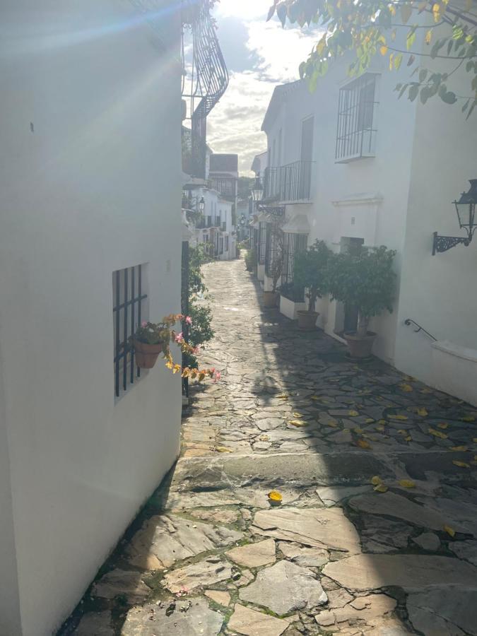 Pueblo Andaluz Marbella Club Btq Apt Apartment Exterior foto